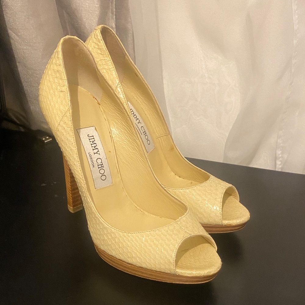 Jimmy Choo Yellow Textured Peep Toe Heels